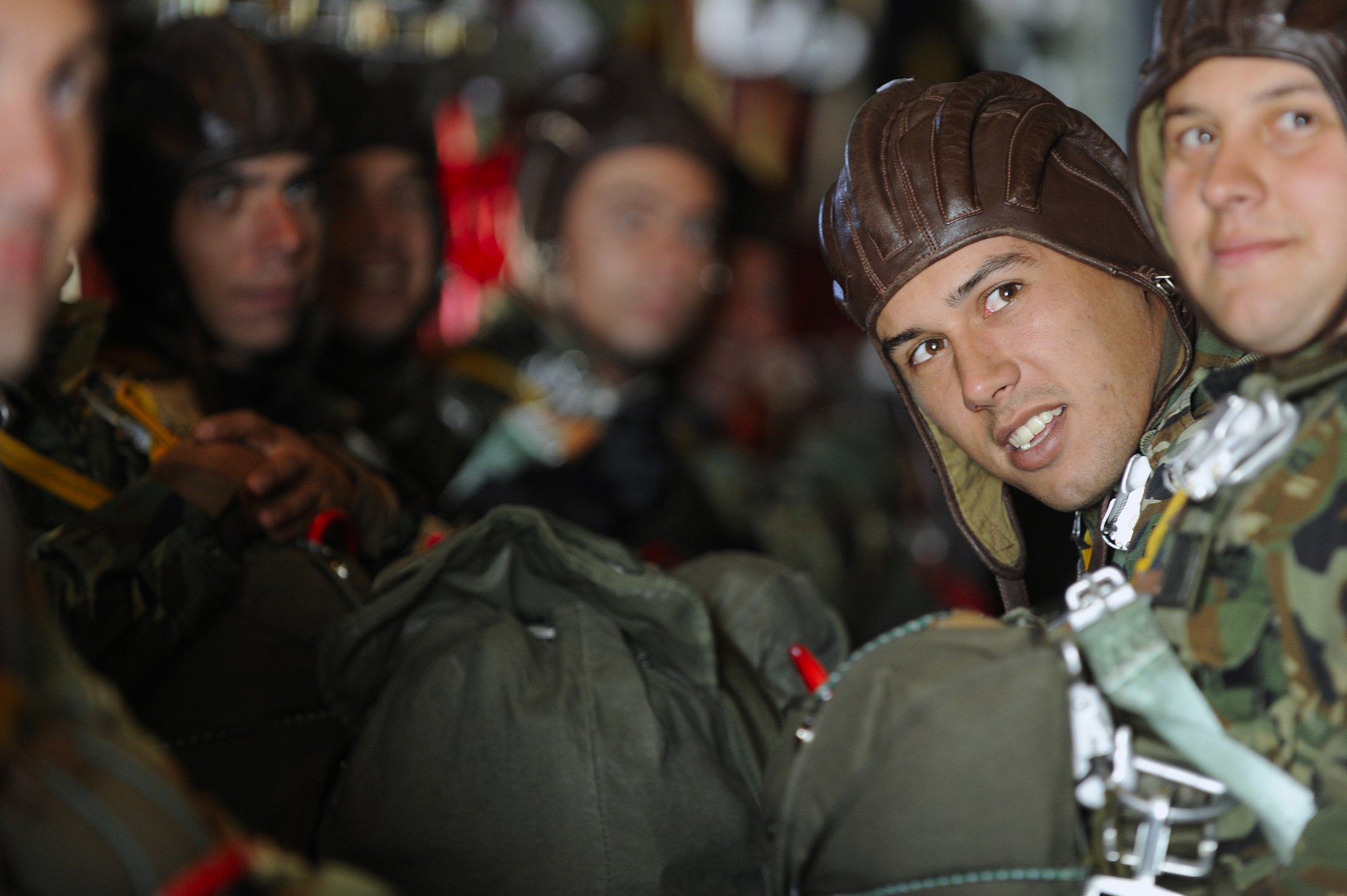 Bulgarian paratroopers